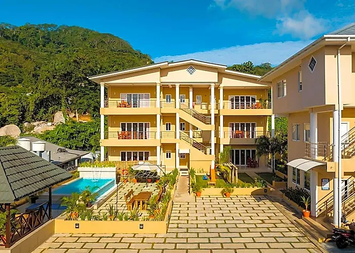 Tropical Hideaway Hotell 4*