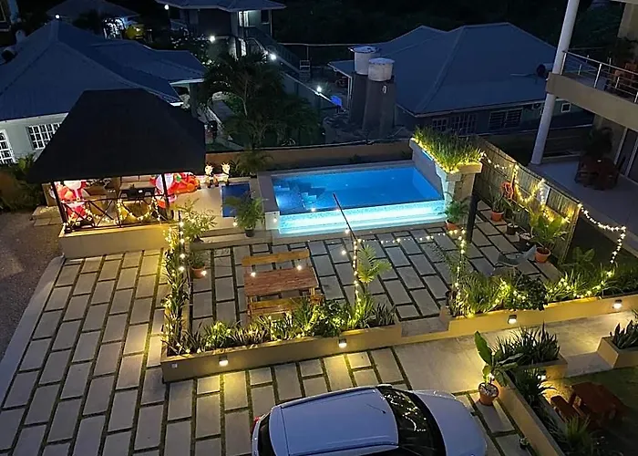 Tropical Hideaway Hotell 4*