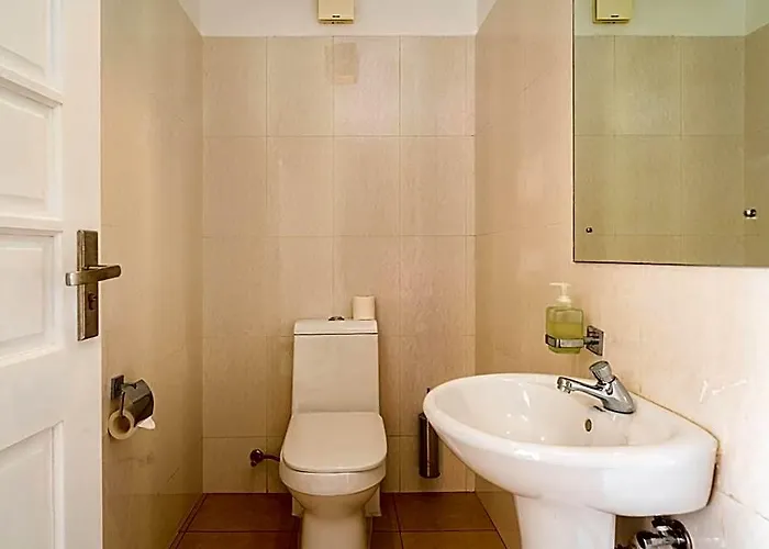 Tropical Hideaway 4* Victoria